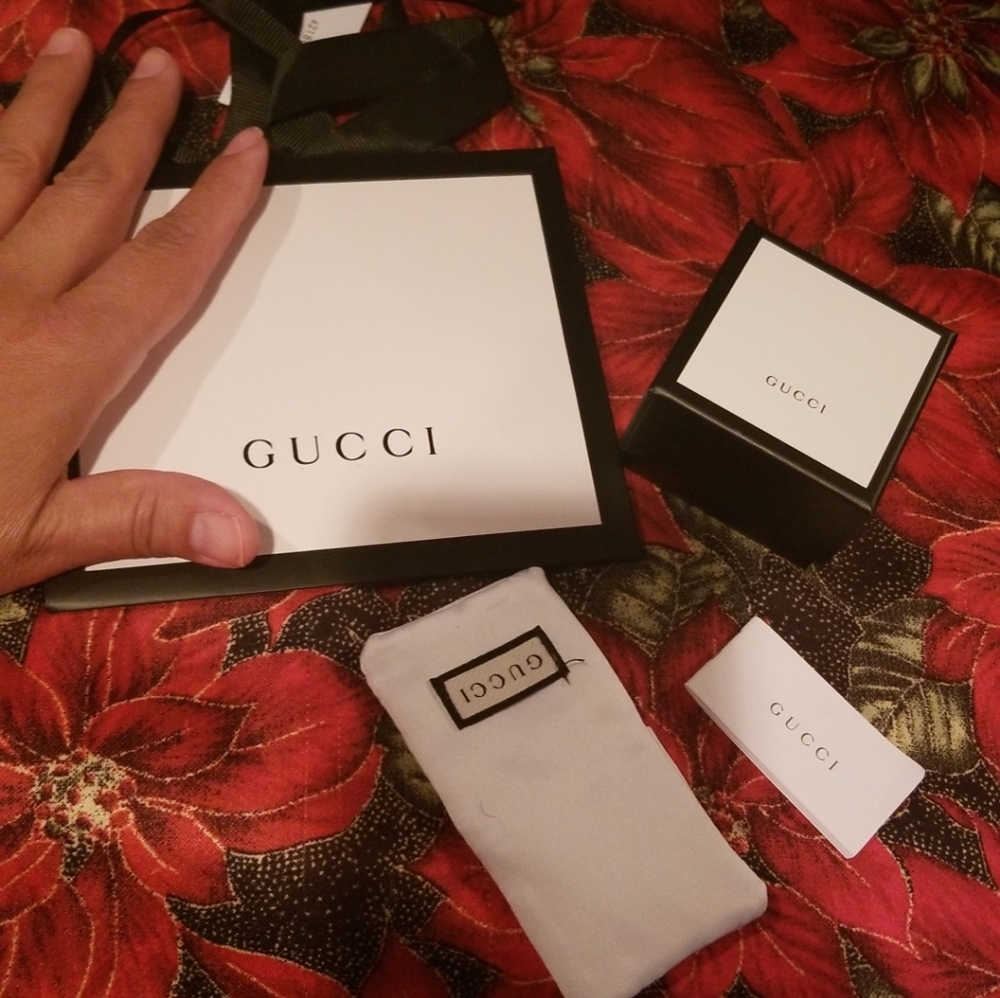 Gift back package